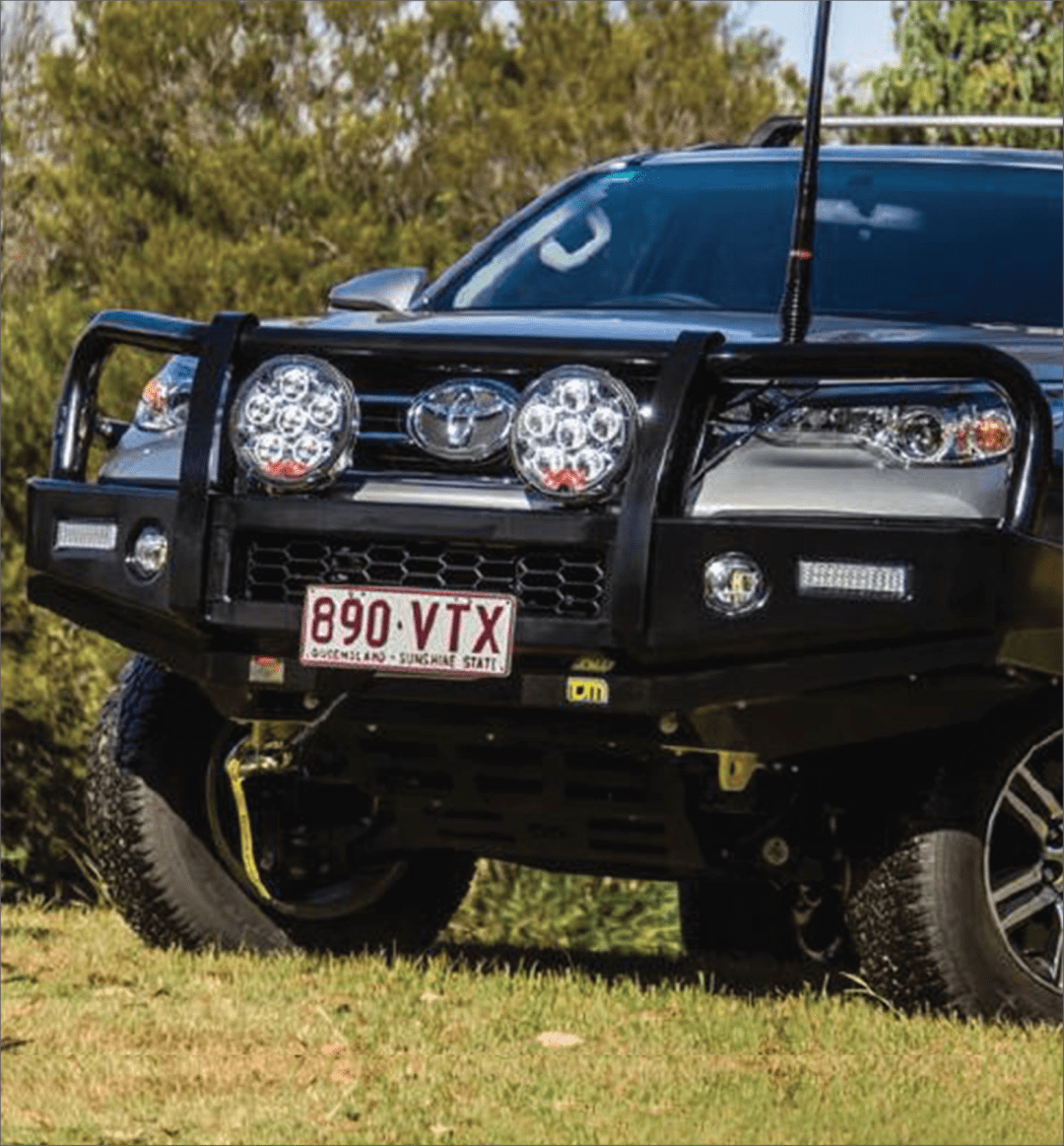 Toyota Hilux (+09/2015-06/2018) T13 Steel Black Bull bar