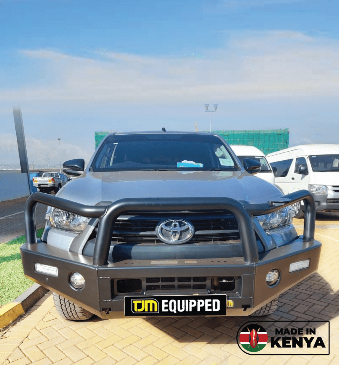 Toyota Hilux (+06/2018 on) T15 Steel Black bull bar with fog lights